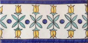 Decorazioni Vietresi su Piastrella artigianale Ceramica di Cava