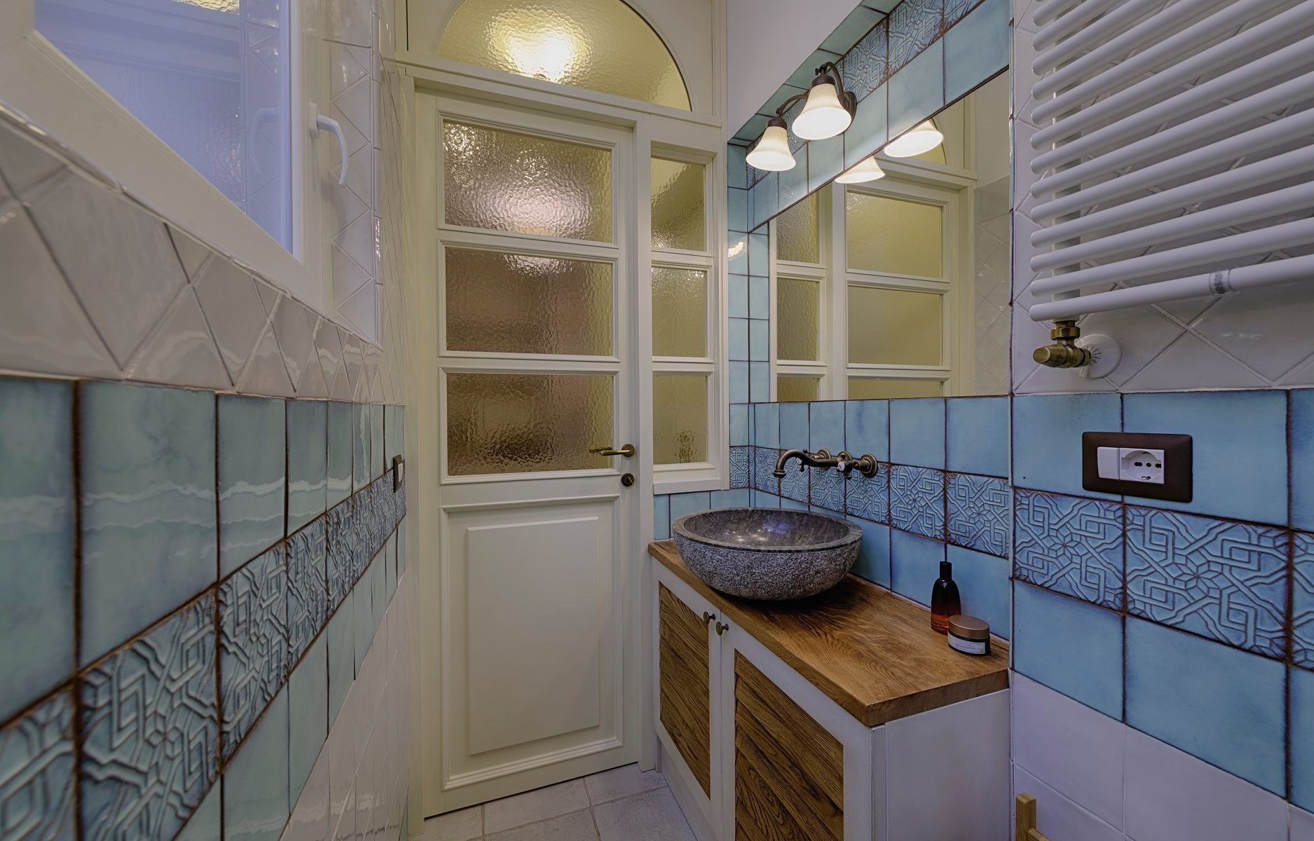 Ecco alcuni esempi di design per bagno e cucina