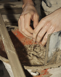 L'argilla | Ceramica di Cava | Produzione Artigianale di Piastrelle in cotto